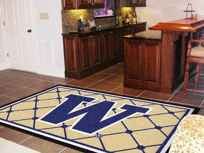 University of Washington 5 x 8 Rug