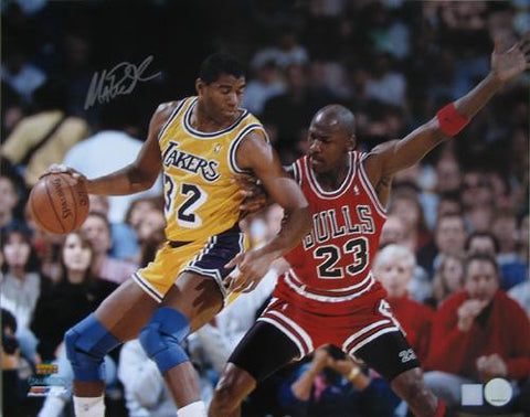 MAGIC JOHNSON SIGNED 16X20 PHOTO