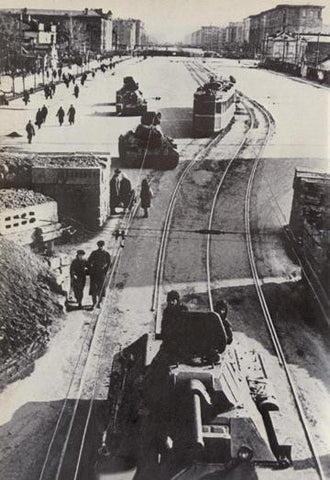 Tanks and Trollies in Leningrad 20x30 poster