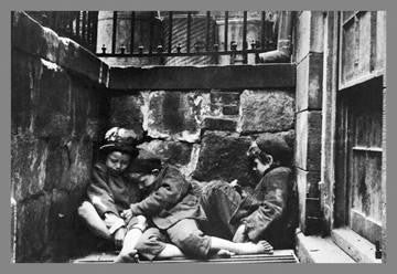 Street Kids Huddle Together on Mulberry Street 20x30 poster