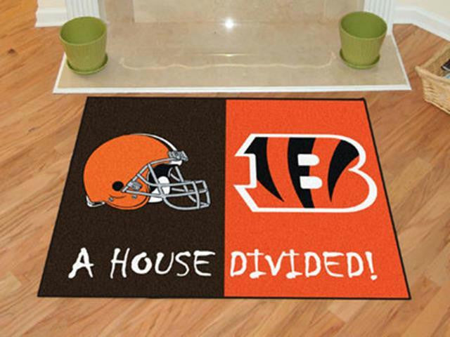 FanMats NFL - Cincinnati Bengals - Cleveland Browns House Divided Rugs 34x45