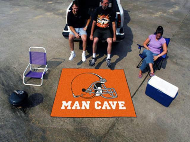 FanMats  NFL - Cleveland Browns Man Cave Tailgater Rug 60x72