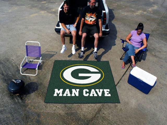 FanMats  NFL - Green Bay Packers Man Cave Tailgater Rug 60x72