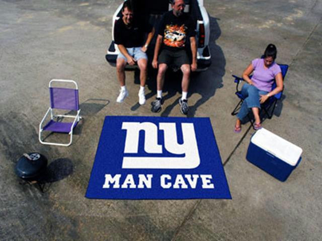 FanMats  NFL - New York Giants Man Cave Tailgater Rug 60x72