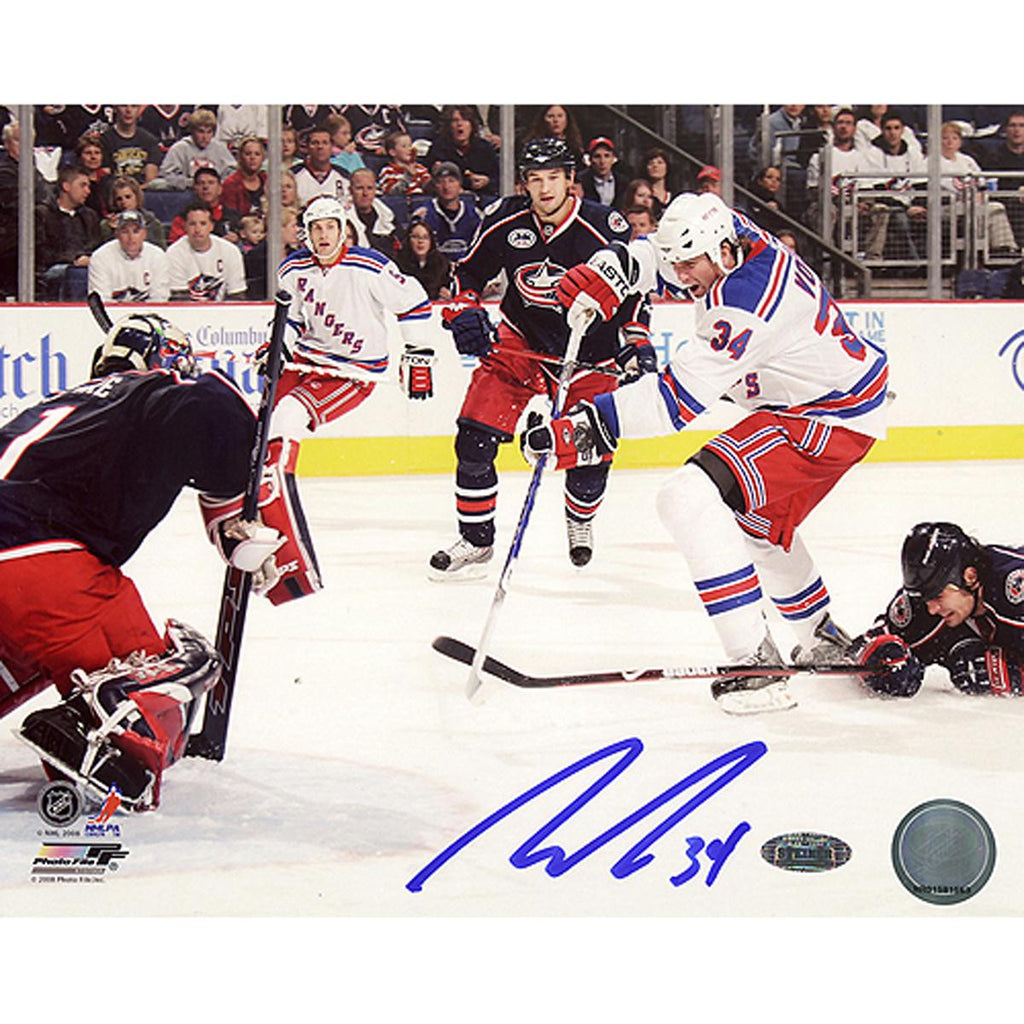 Aaron Voros Breaking in vs Blue Jackets 8x10 Photo