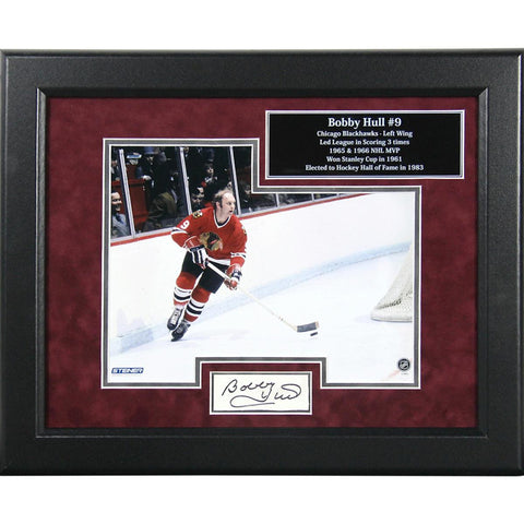 Bobby Hull Autographed and Framed Chit Collage (11x14 220-048)