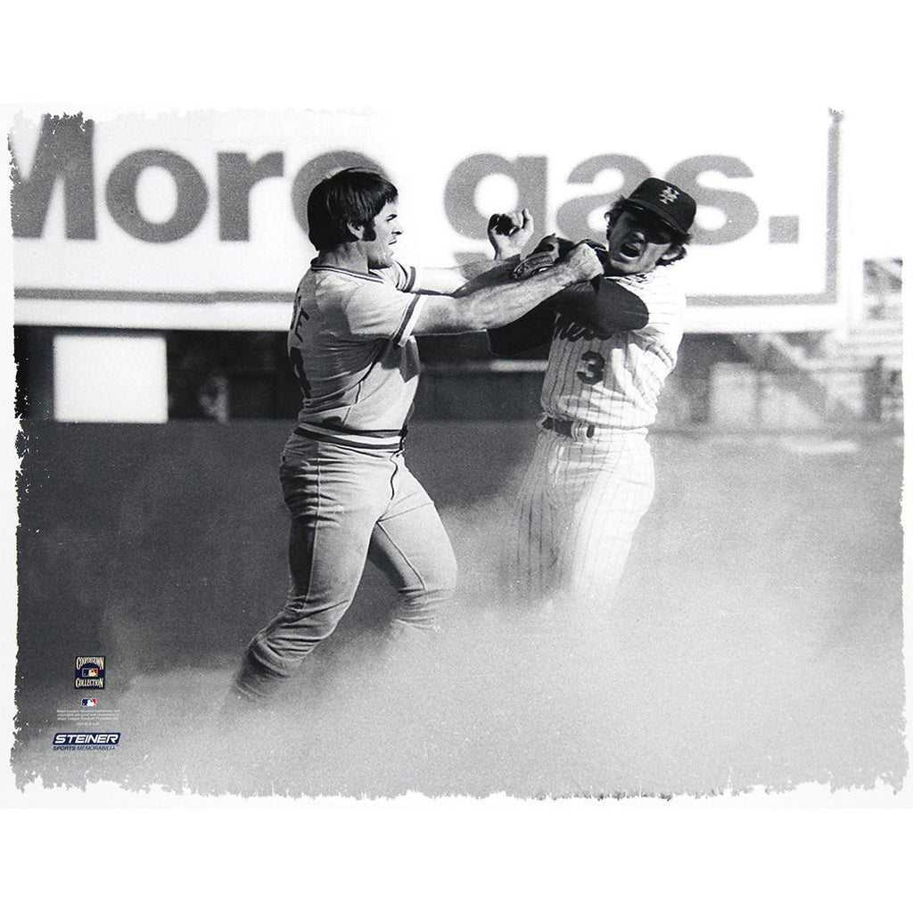 Bud Harrelson & Pete Rose Fighting BW 22x26 Story Canvas