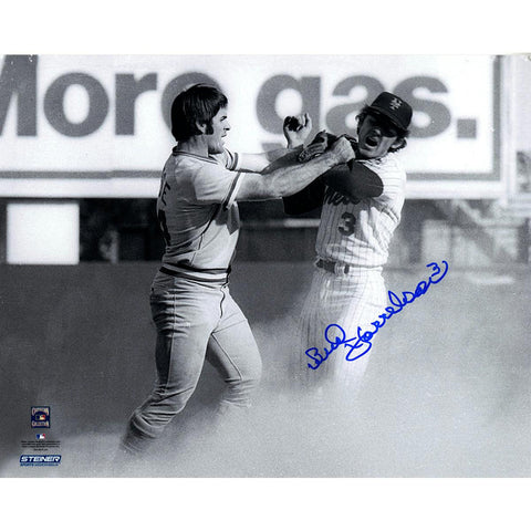 Bud Harrelson Signed BW Fighting With Pete Rose 8x10 Photo