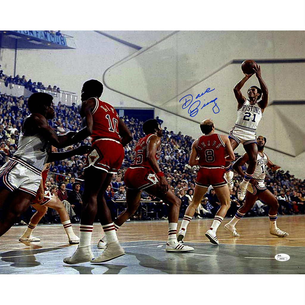 Dave Bing Signed Shooting over Chicago Bulls 16x20 Photo