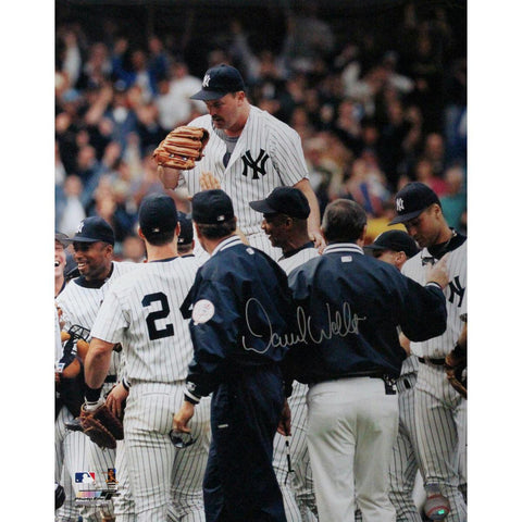 David Wells Perfect Game Carry Off 16x20 Photo (MLB Auth)