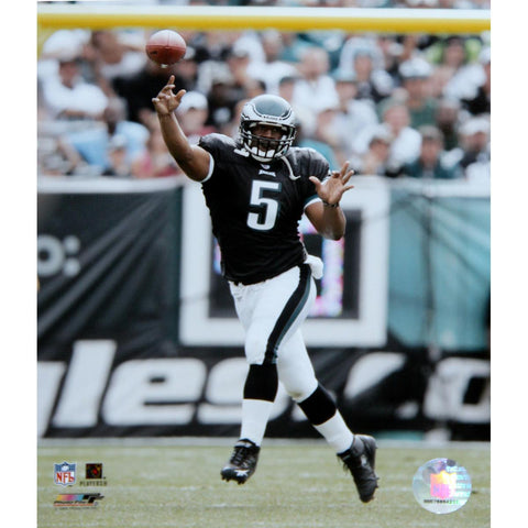 Donovan McNabb Passing Vertical 8x10 Photo (PF)