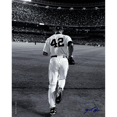 Mariano Rivera 2006 Entering The Game B&W 8x10 Photo (Signed By Causi)