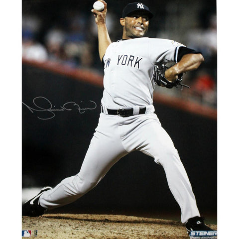 Mariano Rivera 500th Save 16x20 Photo