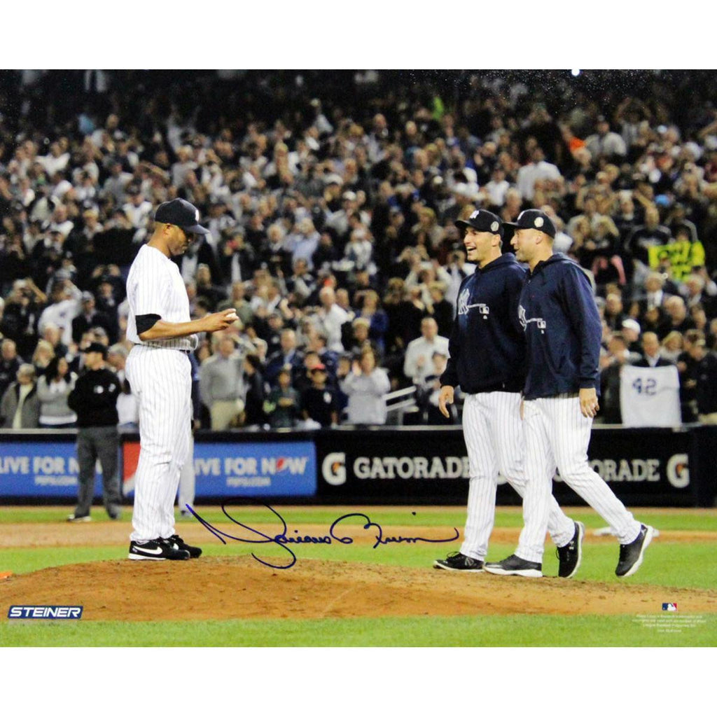 Mariano Rivera Mound wPettitte & Jeter At Yankee Stadium Signed 8x10 Photo