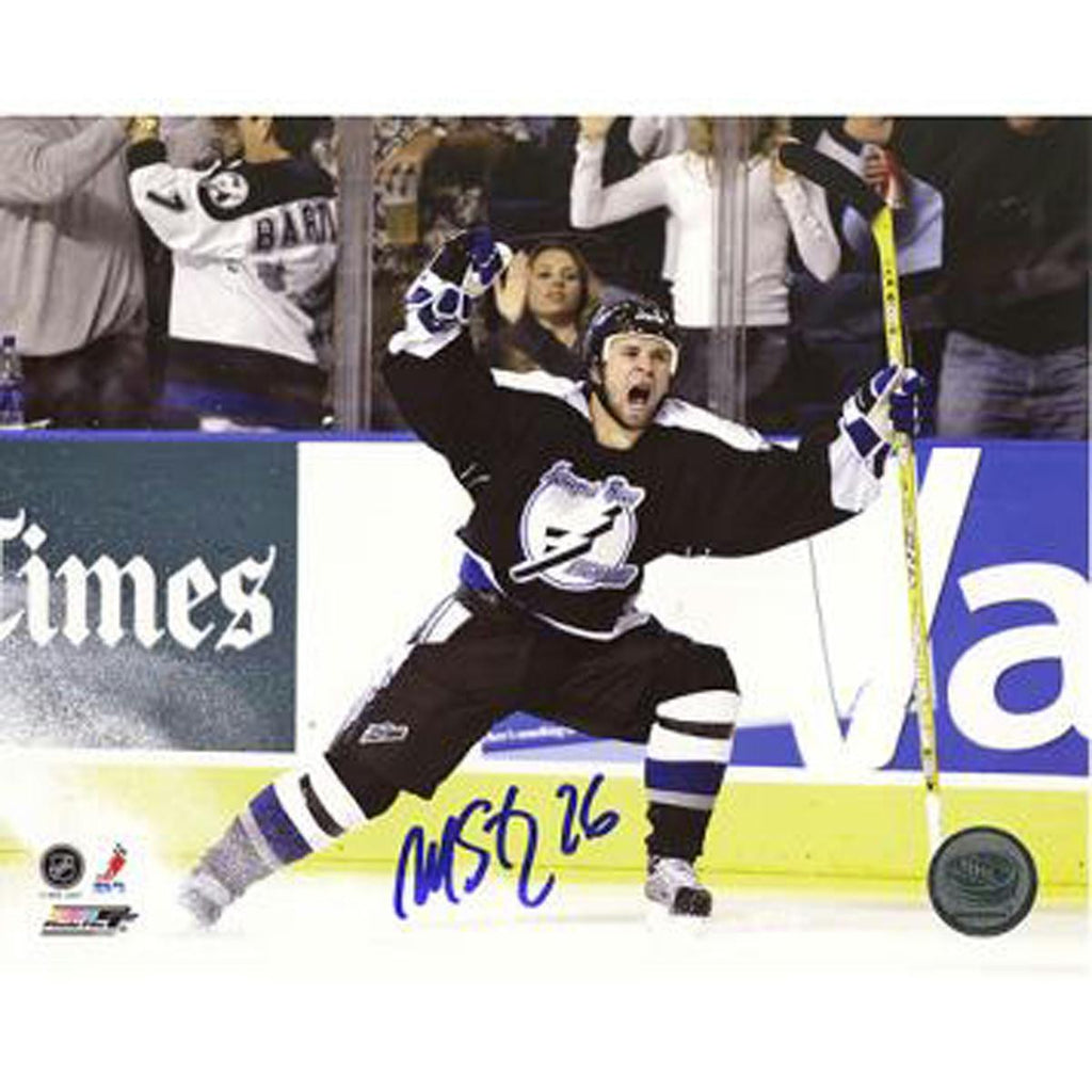 Martin St. Louis Celebrating Playoff GWG vs Islanders 8x10 Photo