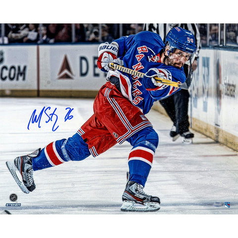 Martin St. Louis Signed Follow Through 16x20