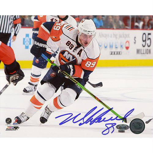 Mike Comrie Stick Handling 16X20 Photo