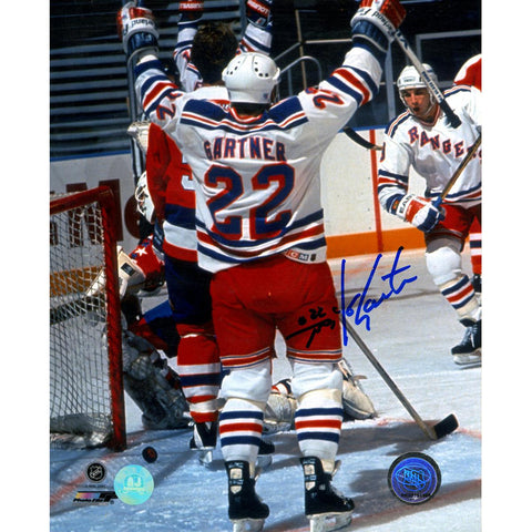 Mike Gartner Signed Celebrating 500th Goal 8x10 Photo (AJ Sports Auth)