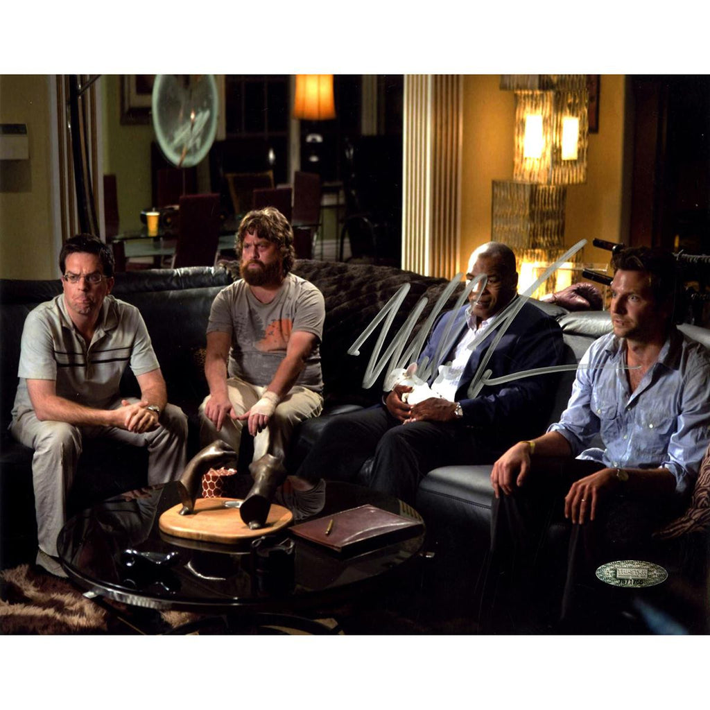 Mike Tyson Signed The Hangover Movie 8x10 Photo (Tri-Star Auth Holo Only)