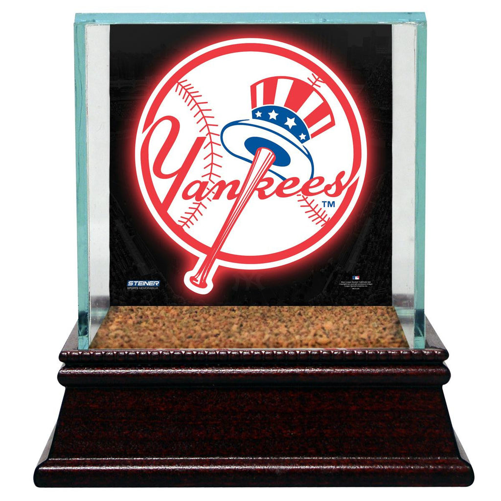 New York Yankees Glass Single Baseball Case with Team Logo Background and Authentic Field Dirt Base (MLB Auth)