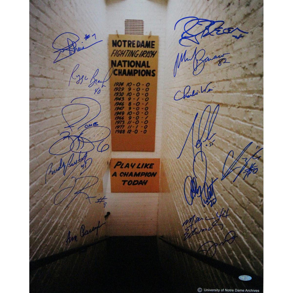 Notre Dame Greats 14 Signature 16x20 Photo