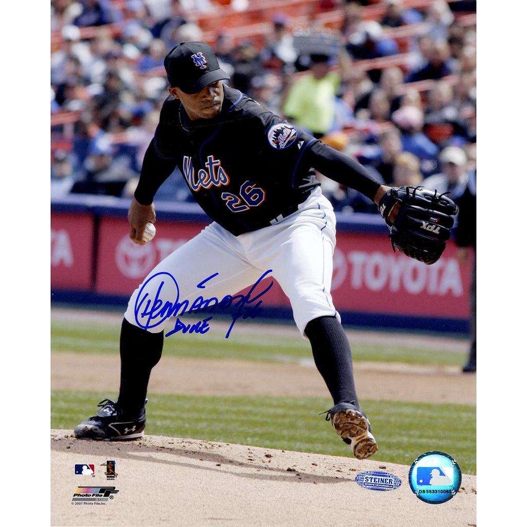 Orlando Hernandez Mets Action 8x10 Photo