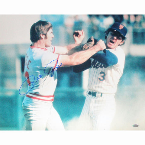 Pete Rose Signed Fight vs. Harrelson Horizontal 16x20 Photo