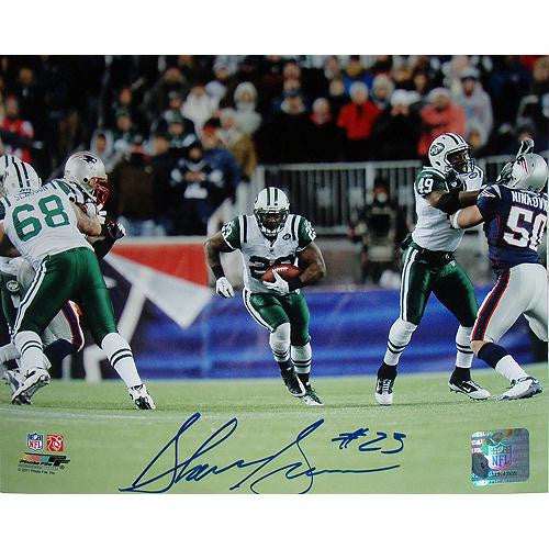 Shonn Greene 20yrd Run vs Patriots Horizontal 16x20 Photo