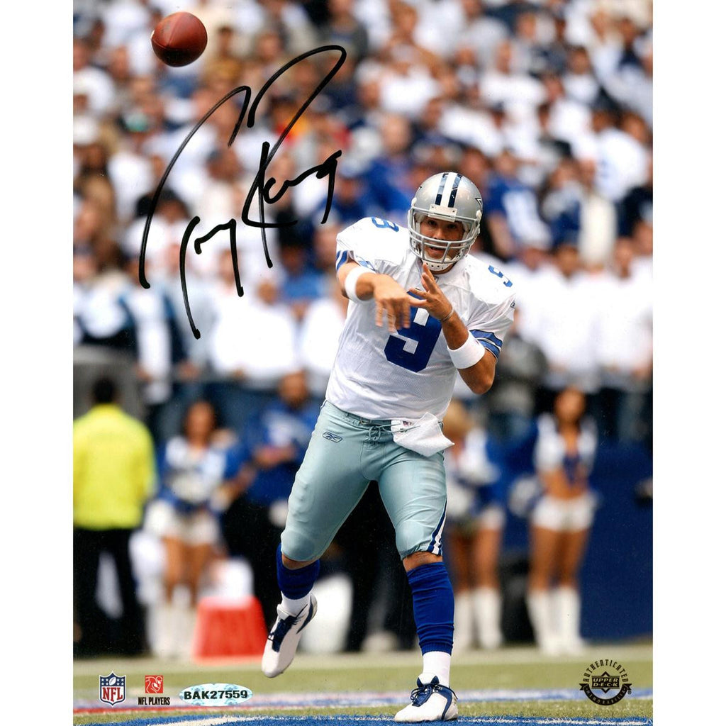 Tony Romo Home Passing vs Giants 8x10 Photo (UDA Auth)